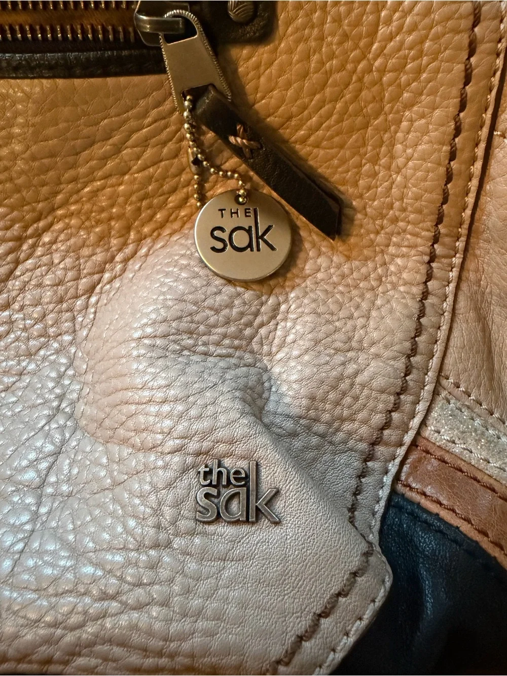 The Sak Beige and Black Leather Shoulder Bag - The Sak